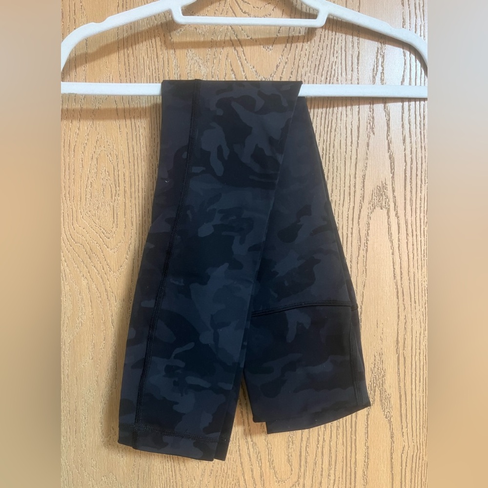 lululemond camo leggings